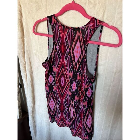 Rue 21 Grey & Patterned Tank Top Woman’s Size Medium - Picture 6 of 6
